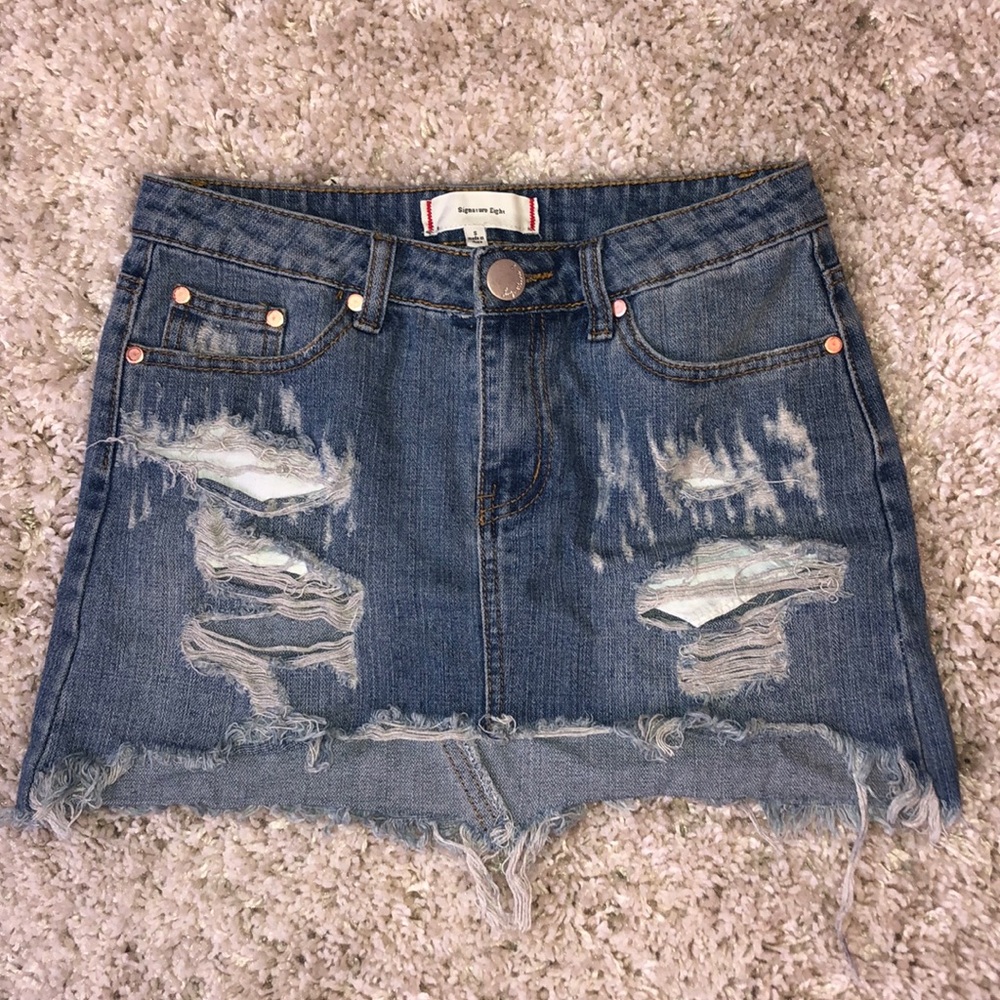 distressed denim skirt size small